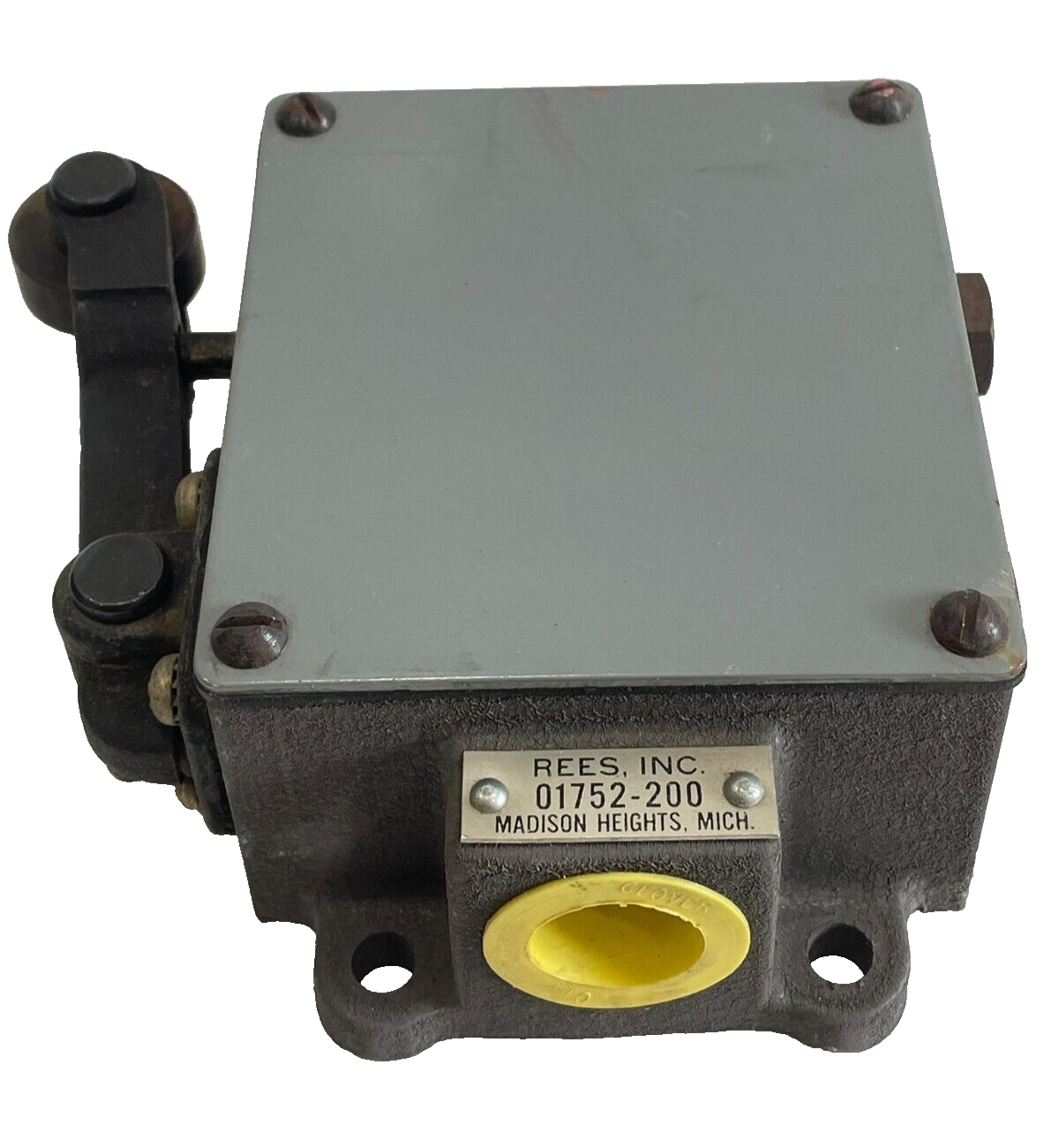 NEW REESE 01752-200 LIMIT SWITCH 01752200 - Image 3