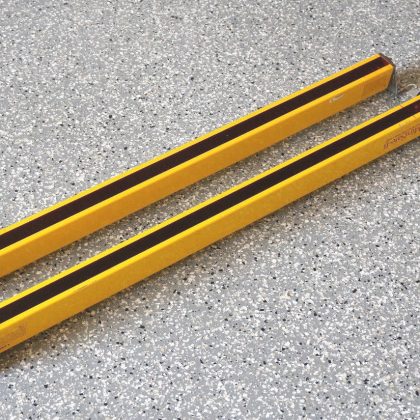 STI MS4436B-2 LIGHT CURTAIN SET 36'' TRANSMITTER AND RECEIVER REPAIRED