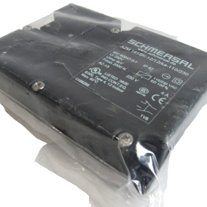 NEW SCHMERSAL AZM161SK-12/12RKA-110/230 SAFETY INTERLOCK SWITCH