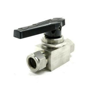 NEW WHITEY SS-45S12 VALVE 2500 PSI SS45S12