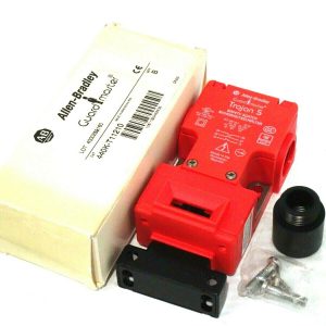 NEW ALLEN BRADLEY 440K-T11210 SAFETY SWITCH SER.B 440KT11210