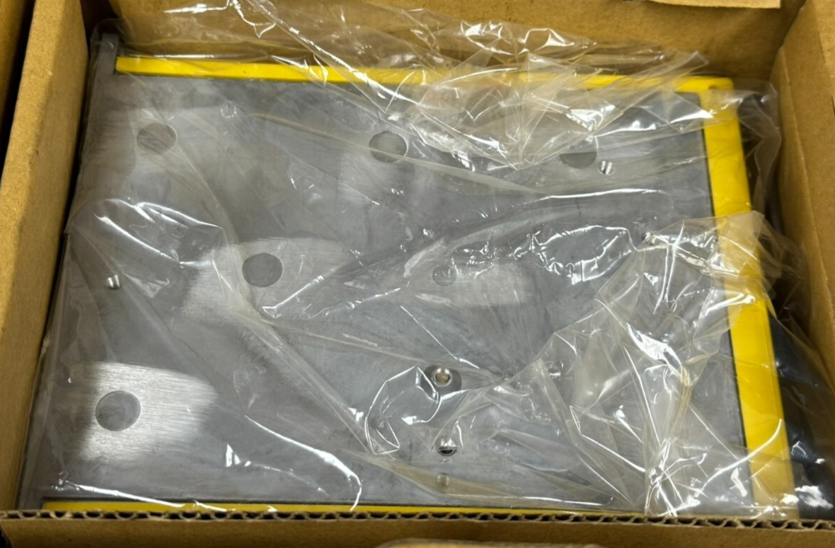 NEW FANUC A06B-6093-H151 SERVO AMPLIFIER SVU-12 A06B6093H151 - Image 3