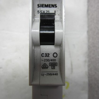 8 NEW SIEMENS 5SX21 C32 CIRCUIT BREAKERS