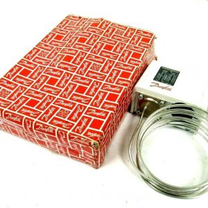 NEW DANFOSS KP-77 TEMPERATURE CONTROL KP77