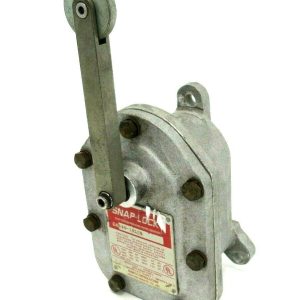 NEW NAMCO EA800-10150 LIMIT SWITCH EA80010150