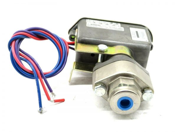 NEW BARKSDALE C9612-0 PRESSURE ACTUATED SWITCH C96120 - Image 4