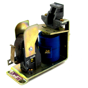 NEW COMMANDER 74U-12E CONTACTOR 74U12E 240VDC