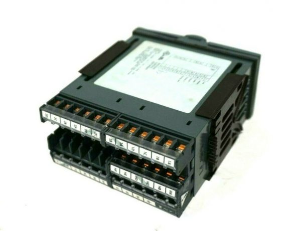 NEW EUROTHERM 2208E/CC/VH/TH/XX/XX/XX/2XX/ENG TEMPERATURE CONTROLLER - Image 3