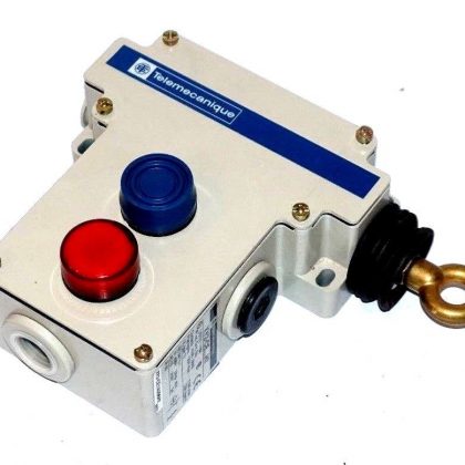 NEW TELEMECANIQUE XY2-CE1A296H7 CABLE PULL SWITCH 240V, 3A, XY2CE1A296H7