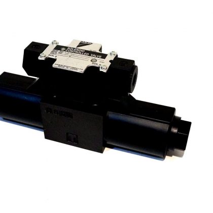 NEW  DAIKIN LS-G02-2NP-30-EN SOLENOID CONTROLLER VALVE LSG022NP30EN