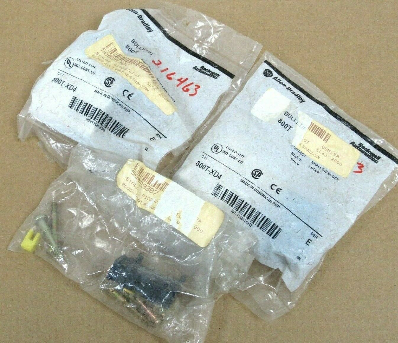 NEW LOT OF 3 ALLEN BRADLEY 800T-XD4 CONTACT BLOCKS 800TXD4