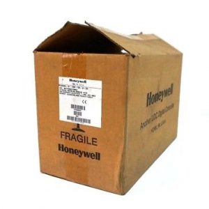 NEW HONEYWELL PC6303-U-1D0-55-0-0E CONTROLLER UDC6300  PC6303U1D05500E