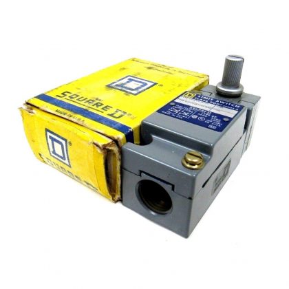 NEW SQUARE D 9007-C62B2 LIMIT SWITCH SERIES A 9007C62B2