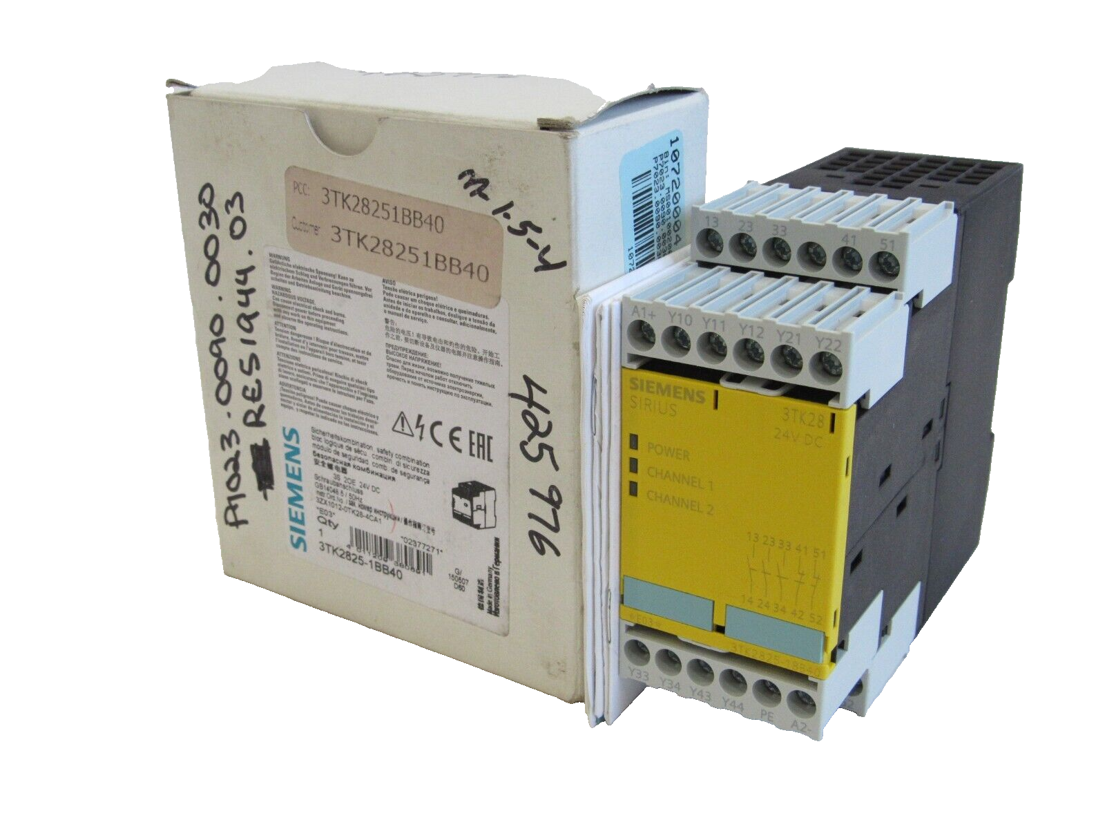 NEW SIEMENS 3TK2825-1BB40 SAFETY RELAY 3TK28251BB40