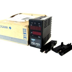 NEW YOKOGAWA UT14 TEMPERATURE CONTROLLER