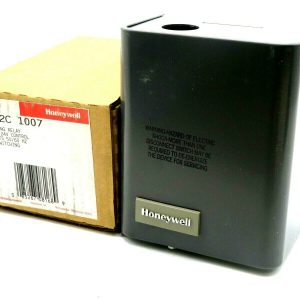 NEW HONEYWELL R882C 1007 SWITCHING RELAY CONTROL 2-WIRE 24V R882C1007