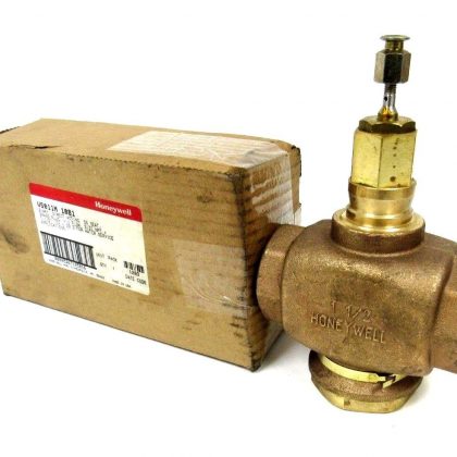 NEW HONEYWELL V5011N-1081 2 WAY VALVE 1-1/2" V5011N1081