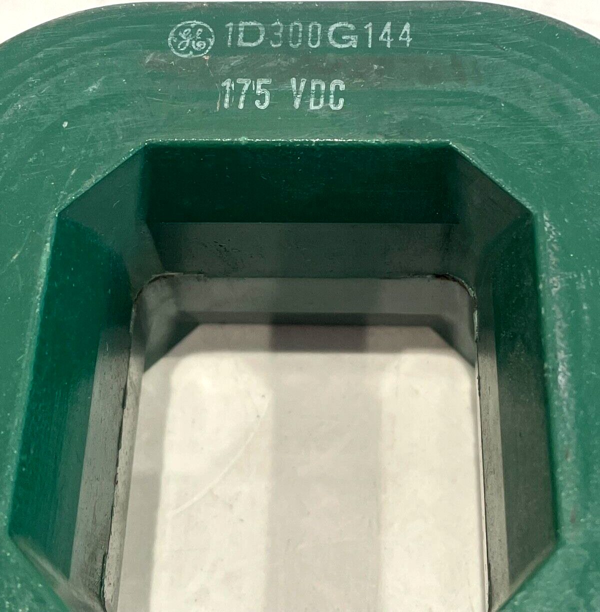 NEW GENERAL ELECTRIC 1D300G144 MAGNETIC COIL 175 VDC - Image 3