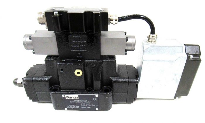 NEW PARKER D41FHE52F4VB00 HYDRAULIC VALVE D41FHE52F4VB0047 531121 - Image 3