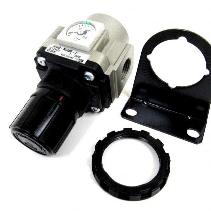 NEW SMC AR40-N04BE-Z REGULATOR AR40N04BEZ
