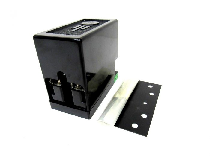 NEW GENERAL ELECTRIC 12HGA11J52 RELAY TYPE HGA 125V