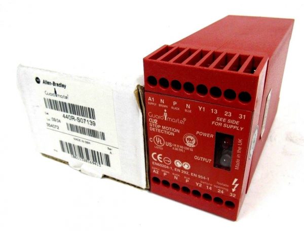 NEW ALLEN BRADLEY 440R-S07139 SAFETY RELAY 440RS07139 SER A