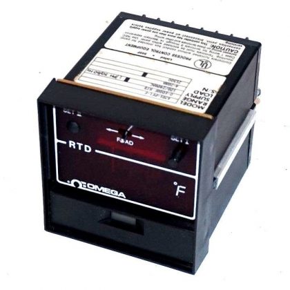 NEW OMEGA 4201-PF1-F DIGITAL CONTROLLER 120 / 240VAC, 4201PF1F