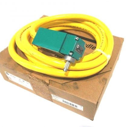 NEW ALLEN BRADLEY 802M-ATY12 LIMIT SWITCH SER.F 802MATY12