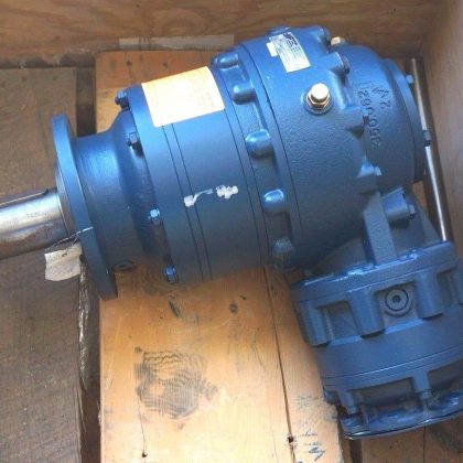 NEW BREVINI POWER TRANSMISSION EC3045-010/MR1SPEED REDUCER EC3045010MR1