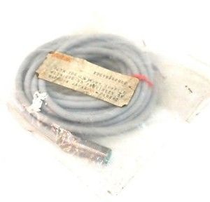 NEW MAZAK FL7M-2D6-L3 PROXIMITY SWITCH FL7M2D6L3