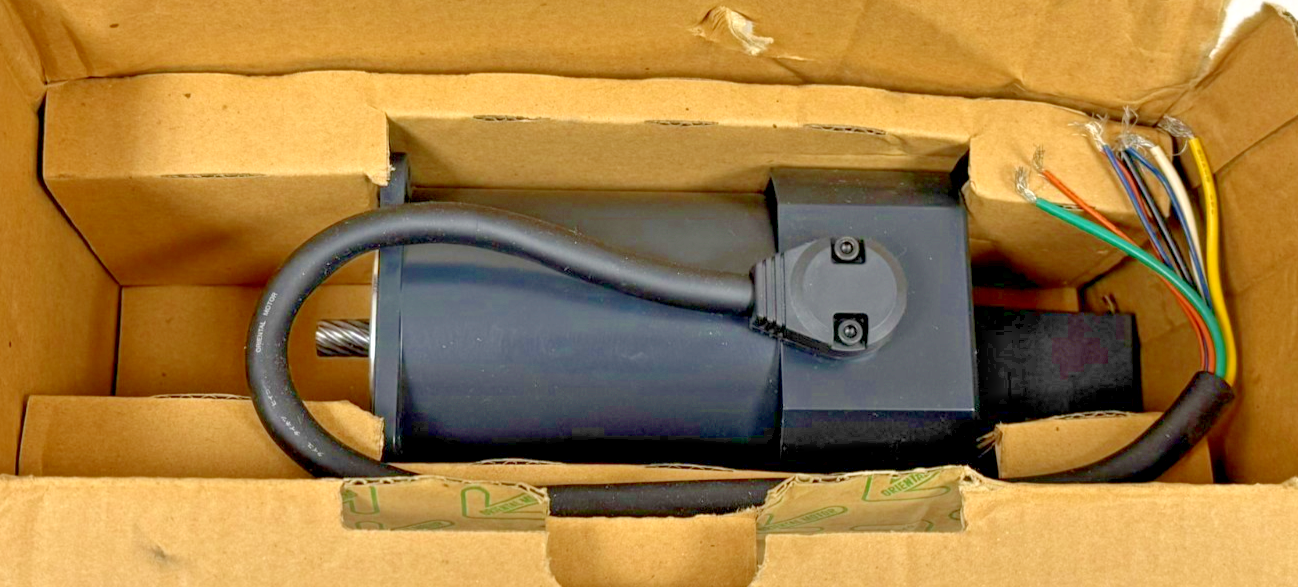 NEW ORIENTAL MOTOR MSM590-502C SPEED CONTROL MOTOR 200V 60W - Image 3