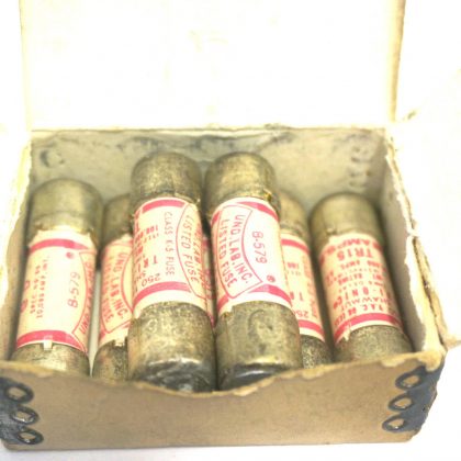 7 NEW SHAWMUT TR-15 FUSES TR15