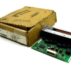NEW ALLEN BRADLEY 1746-OX8 OUTPUT MODULE SERIES A 1746OX8