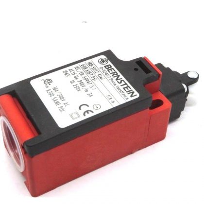 NEW BERNSTEIN D-32457 LIMIT SWITCH 10A 300V D32457