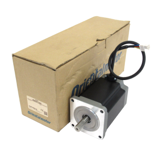 NEW ORIENTAL MOTOR PKE5913AC STEPPING MOTOR