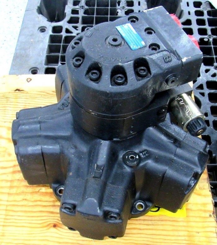 USED CALZONI MRDE800F515F1N1N1X2NX RADIAL PISTON MOTOR 0100/34881 5249110 - Image 3