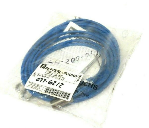 NEW PEPPERL & FUCHS NJ2-11-N-G-5M INDUCTIVE SENSOR NJ211NG5M