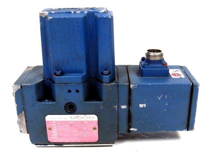 REMANUFACTURED MOOG D661-4604 SERVO VALVE D6614604 - Image 3