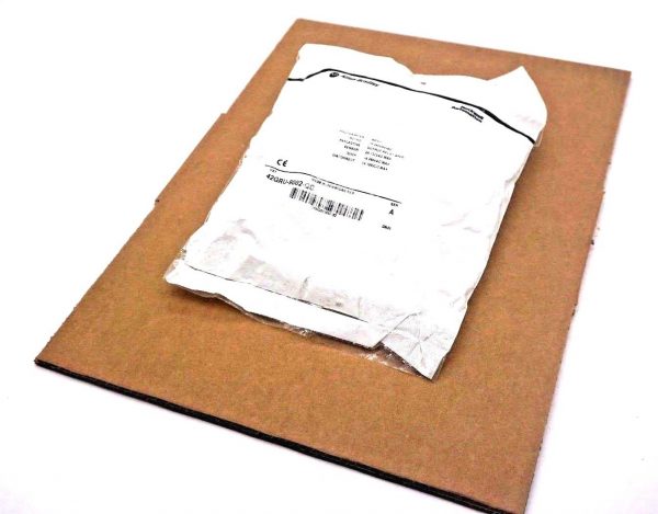 NEW ALLEN BRADLEY 42GRU-9002-QD PHOTO SWITCH SENSOR 42GRU9002QD SERIES A