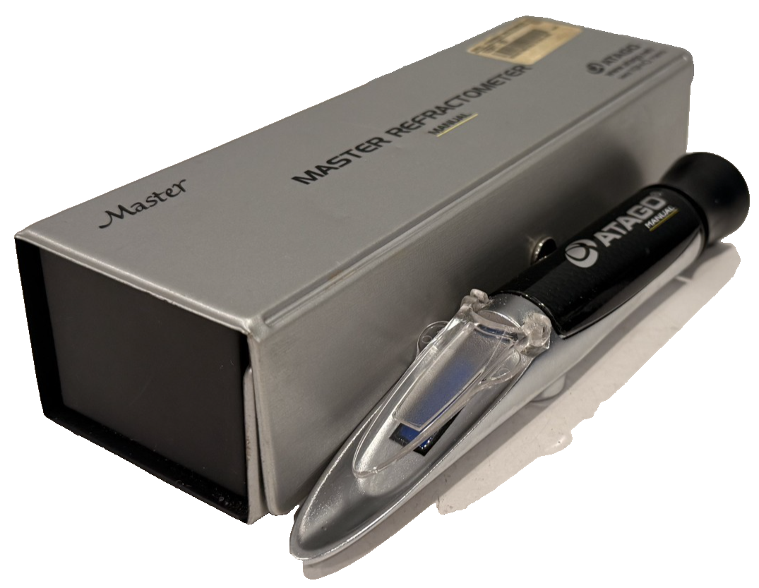 NEW ATAGO MASTER-M HANDHELD REFRACTOMETER BRIX 0.0~32.0%