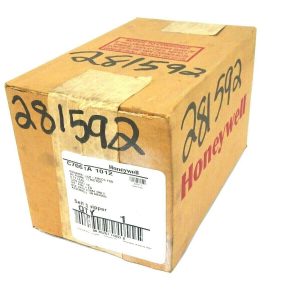 NEW SEALED HONEYWELL C7061A-1012 UV FLAME DETECTOR C7061A1012