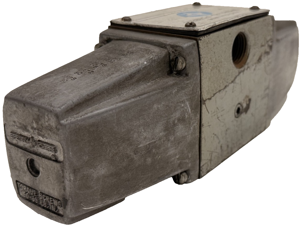 USED VICKERS DG4S4-012N-51 DIRECTIONAL CONTROL VALVE 115V .61A 60HZDG4S4012N51 - Image 3