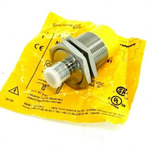 NEW TURCK 1646632 PROXIMITY SENSOR NI30U-EM30-AP6X-H1141