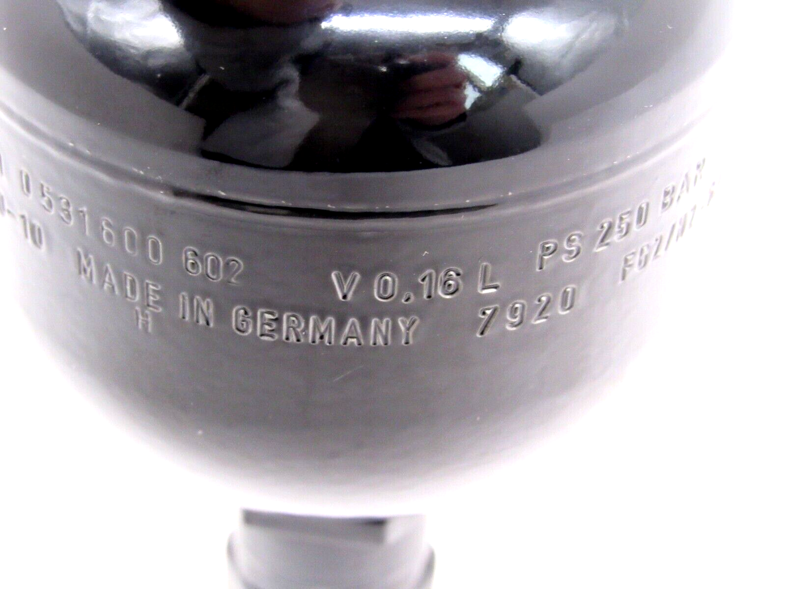 NEW REXROTH 0531600602 DIAPHRAGM ACCUMULATOR - Image 4