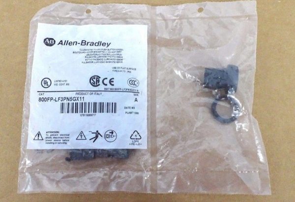 LOT OF 7 NEW ALLEN BRADLEY 800FP-LF3PN5GX11 GREEN ILLUMINATED FLUSH PUSH BUTTONS