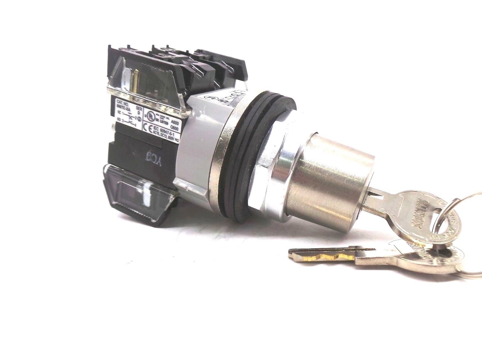 NEW ALLEN BRADLEY 800TC-XA 3 POSITION SWITCH SERIES D 800TCXA - SB