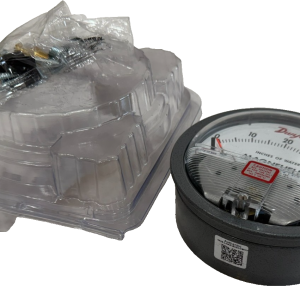NEW DWYER W19AH CF PRESSURE GAUGE 0-40 MAX 15PSG