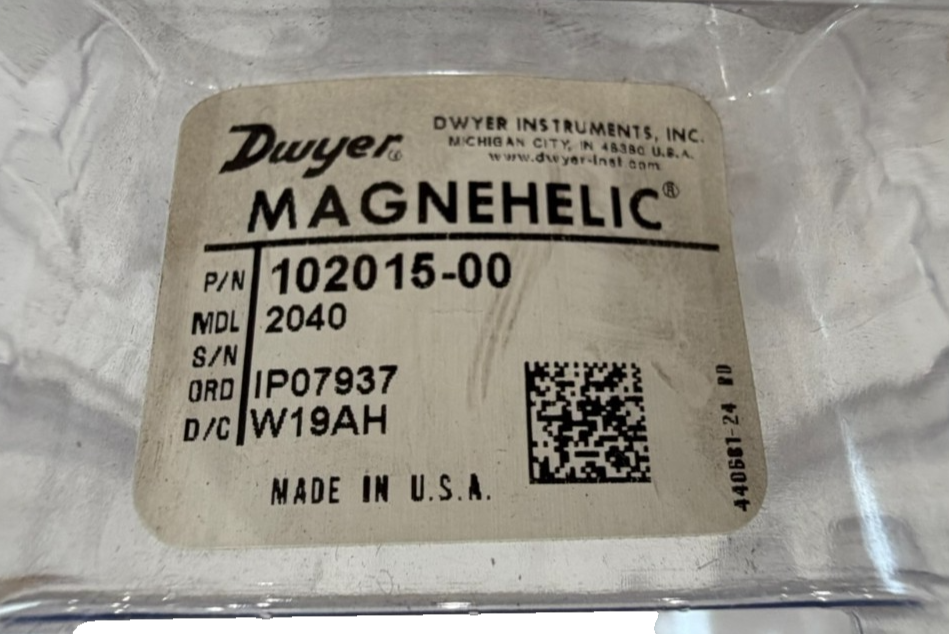 NEW DWYER W19AH CF PRESSURE GAUGE 0-40 MAX 15PSG - Image 5