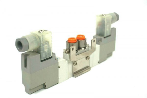 NEW SMC SY5220-5DZ-N7T-F2 SOLENOID VALVE SY52205DZN7TF2 - Image 5