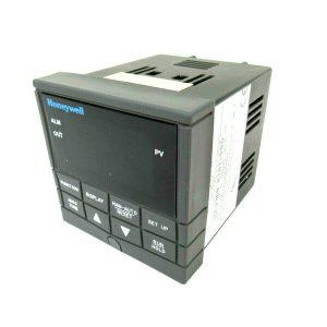 USED HONEYWELL DC230B-C0-0A-10-0000000-00-0 TEMP CONTROL DC230BC00A100000000000
